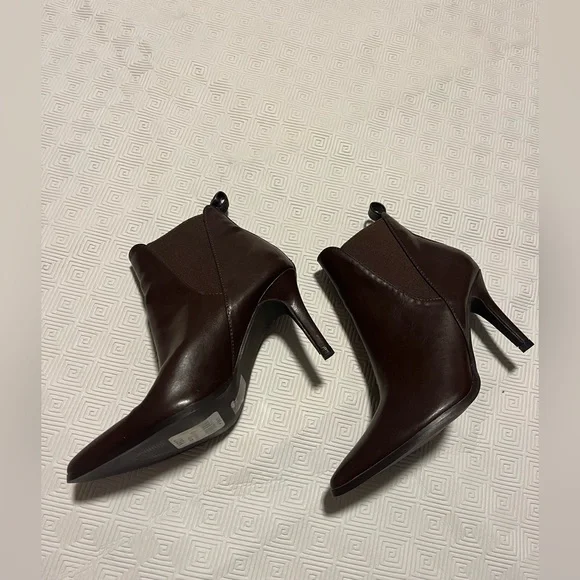 Le Chateau Rich Brown Heeled Ankle Boots - Picture 3 of 5